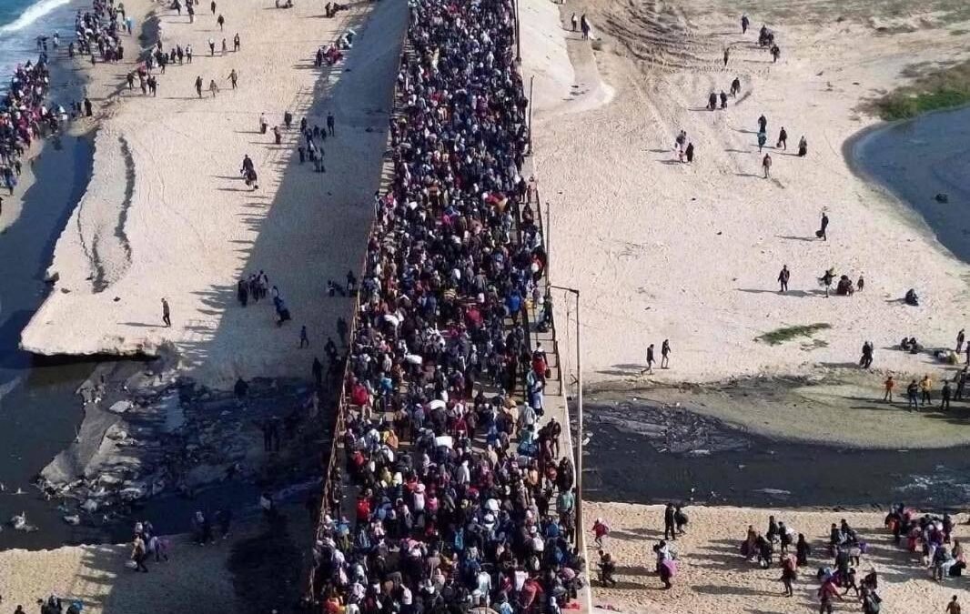 Allow humanitarian aid into Gaza